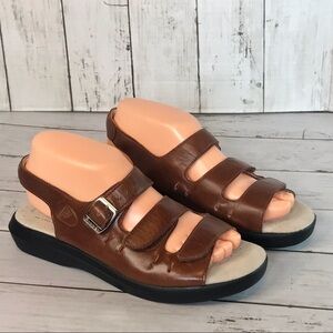 Propet NWOT Breeze Leather Walking Sandal